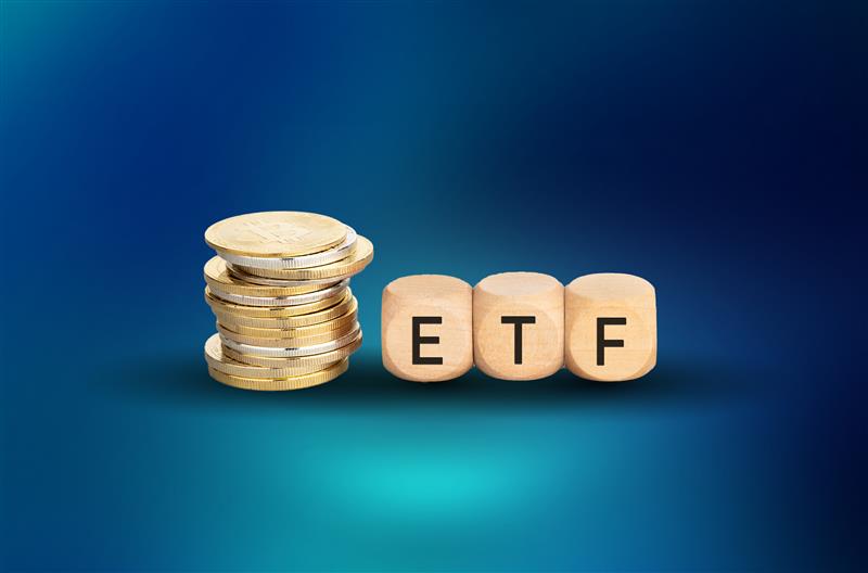 What's the Difference Between Bitcoin Spot ETF and Bitcoin Futures ETF?